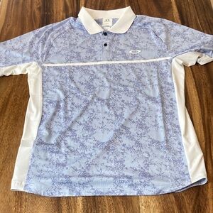 Oakley Men's Light Blue and White Polo Shirt
